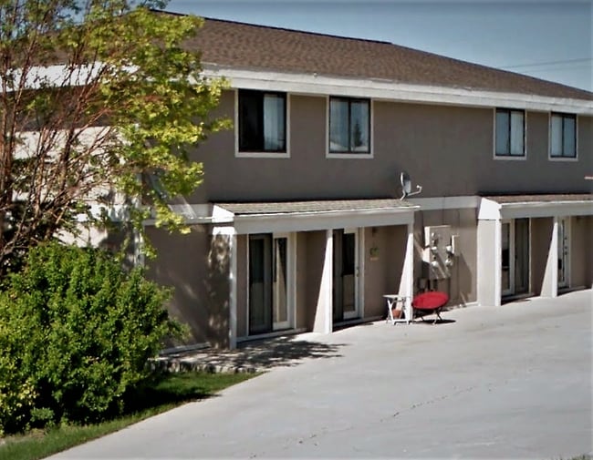 Building Photo - 471 Paxon St