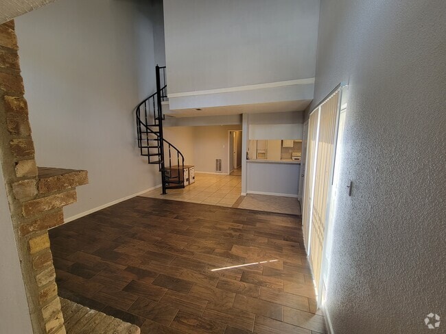 Building Photo - 12247 W Village Dr