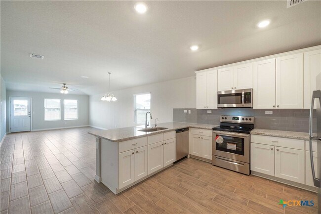 Building Photo - 1374 Rios Bend Dr