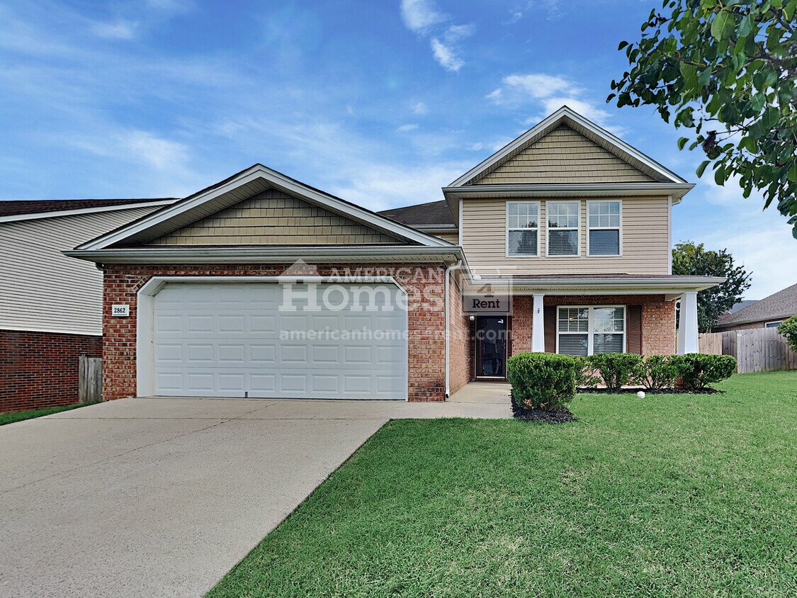 Primary Photo - 2862 Park Knoll Drive