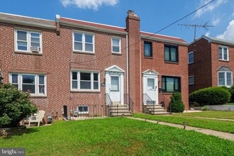Building Photo - 1125 Clayton Rd
