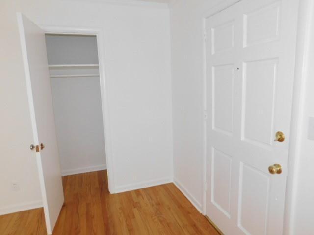 Foto del edificio - 2407 Summerland Dr