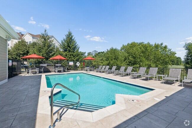 Piscina - MarketStreet Apartments