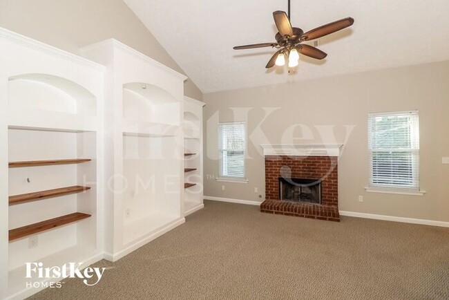 Foto del edificio - 812 Kendall Park Dr