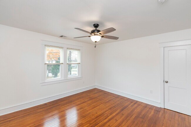 Bedroom 1 - 1001 N Providence Rd