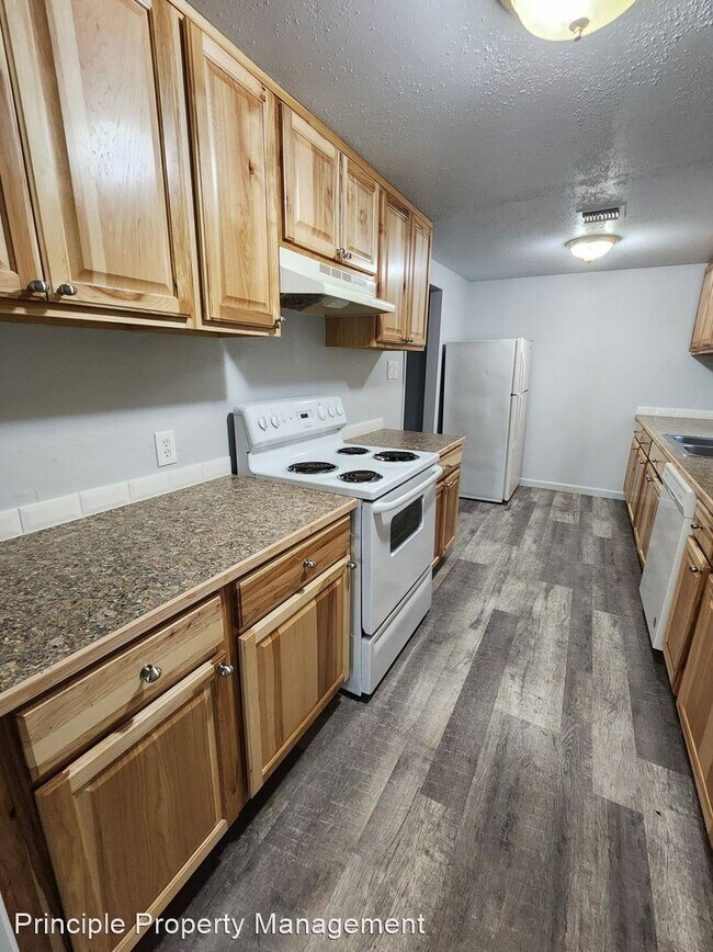 Foto del edificio - 3 br, 2 bath House - 477 Lone Oak Avenue