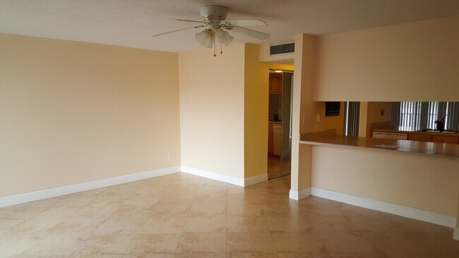 Building Photo - 13943 SW 84th St