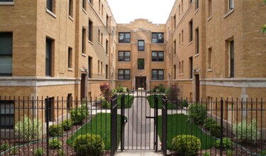 Building Photo - 2615 N Spaulding Ave