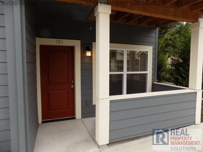 Building Photo - 16280 SW 113th Ave