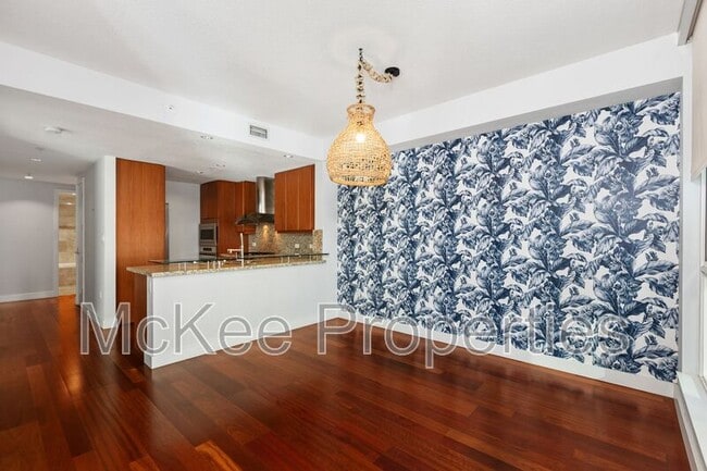 Foto del edificio - 1199 Pacific Hwy