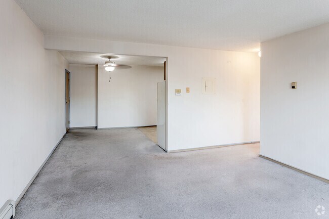 2 habitaciones, 1 baño, 880 pies cuadrados, sala de estar - Point Saint Germain
