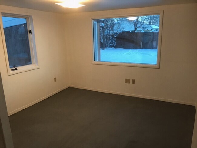 Foto del edificio - 3 bed/ 1 Bath House