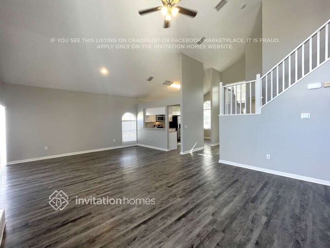 Foto del edificio - 1205 Grassy Meadow Pl