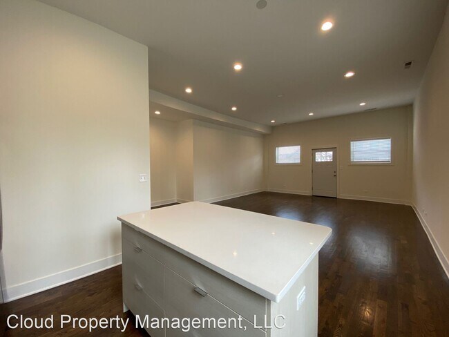 Foto del edificio - 2236 S Wood St