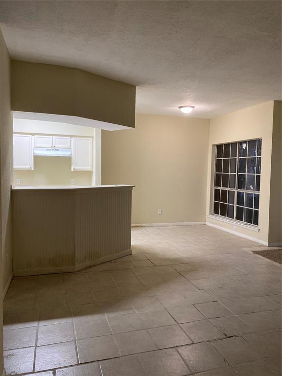 Building Photo - 12380 Sandpiper Dr