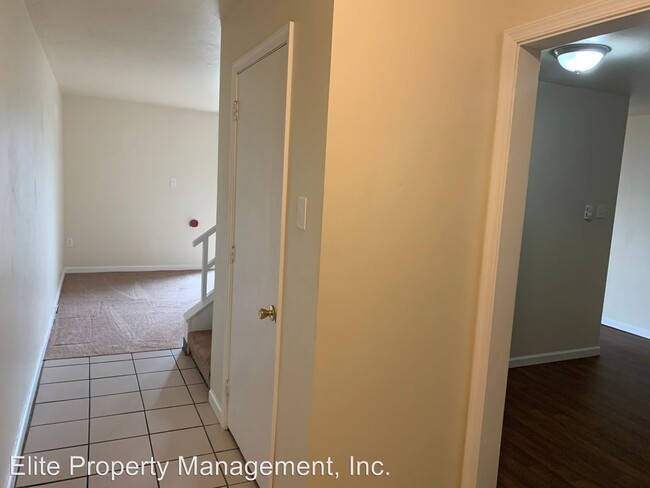 Foto del edificio - 617-631 New School Ln