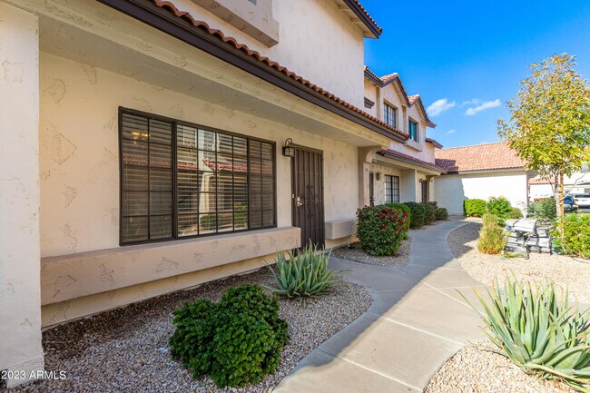 Foto del edificio - 2941 N Oregon St