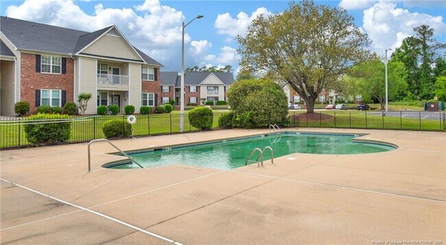Foto del edificio - 3BD 2Bath Condo
