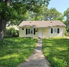 Building Photo - 1610 E 28th Ave