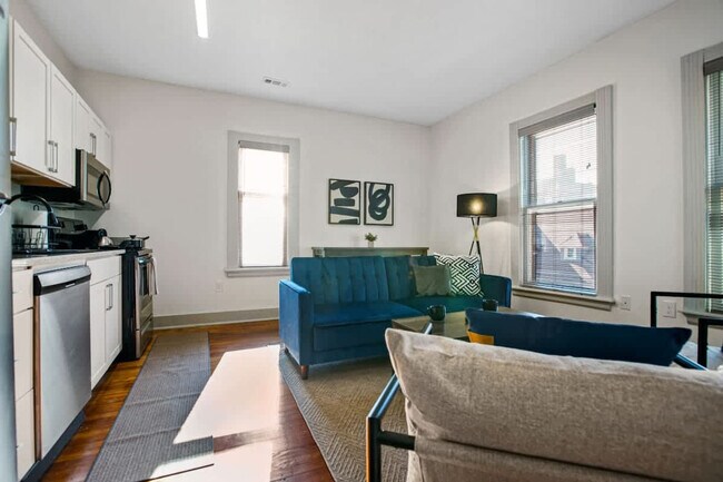 Foto del edificio - 1848 E 89th St