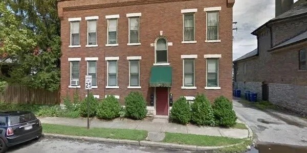 frente - 836 Harrison Ave