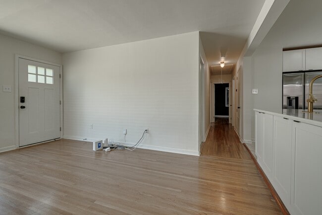 Foto del edificio - 713 Norris Ave