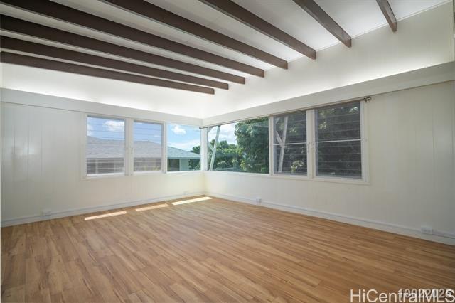 Foto del edificio - 99-711-711 Halawa Dr