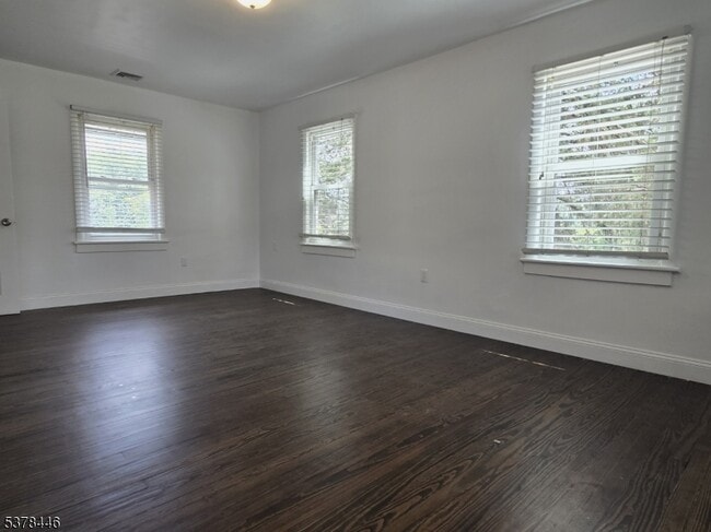 Building Photo - 128 2nd St