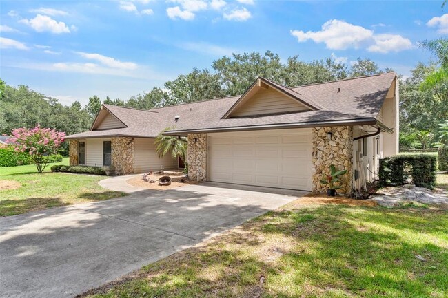 Building Photo - 4473 Willow Wind Ct
