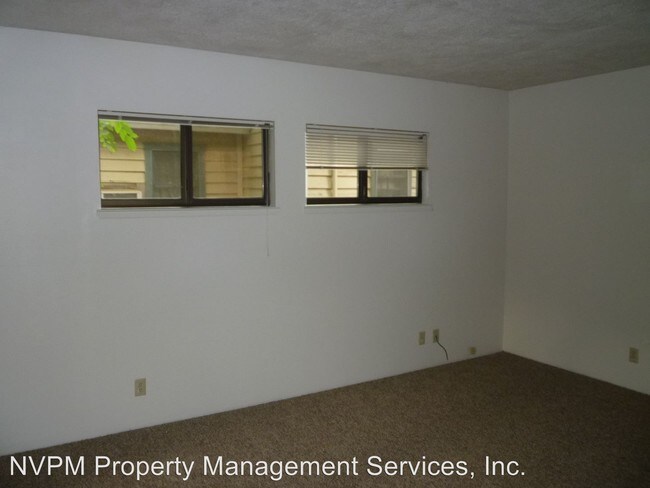 Building Photo - 1460 Hobart St