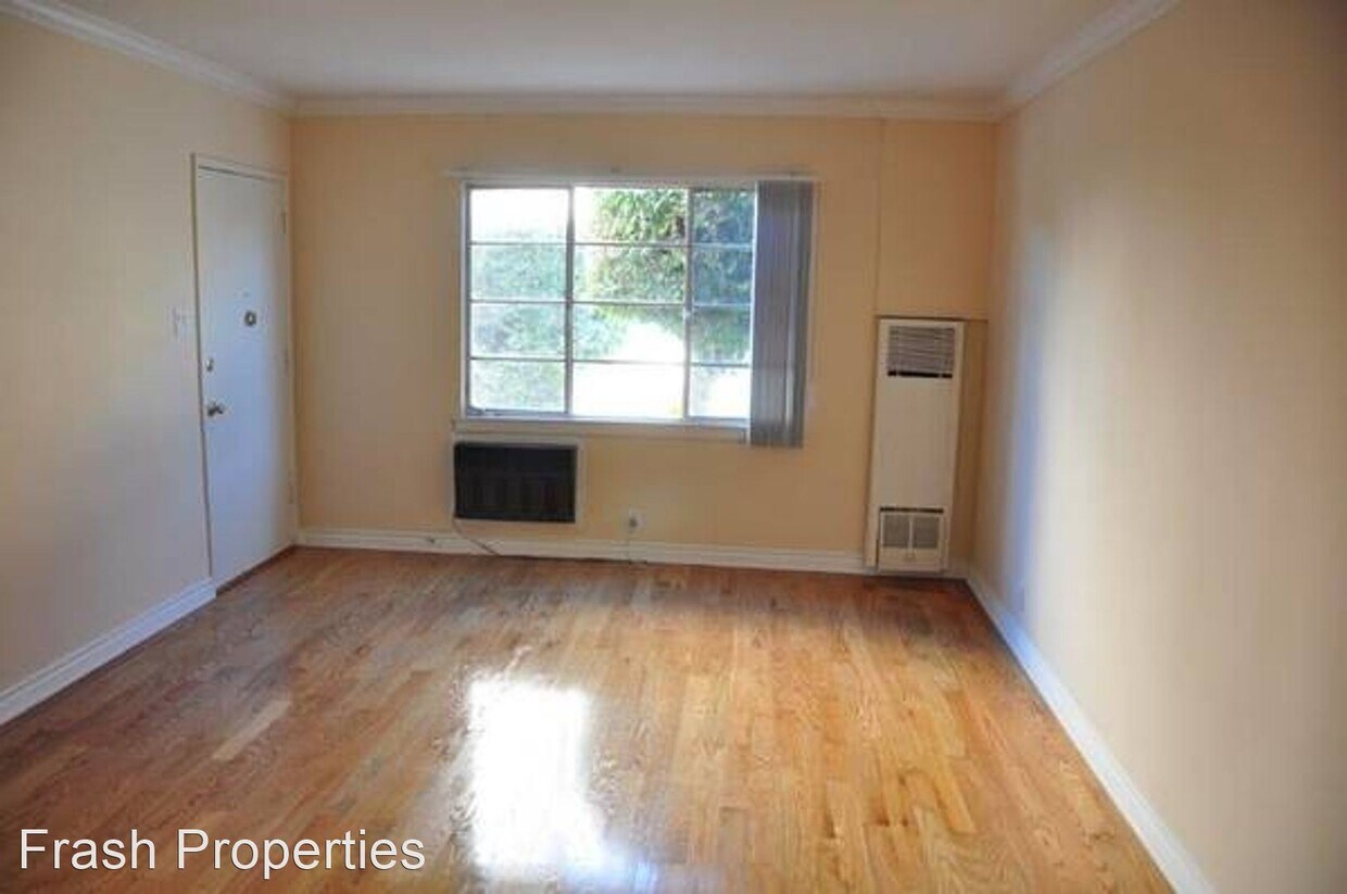 Foto principal - 6200-6206 Fountain Ave