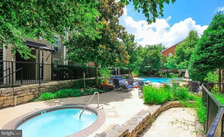 Foto principal - 3310 Wyndham Cir
