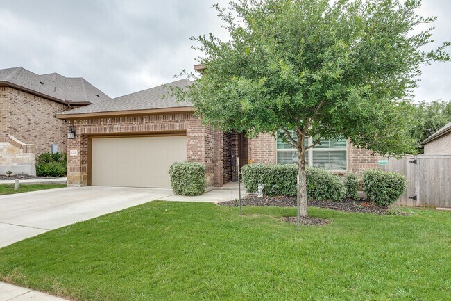 Foto del edificio - BEAUTIFUL 3-BEDROOM HOME IN THE ENCLAVE AT...