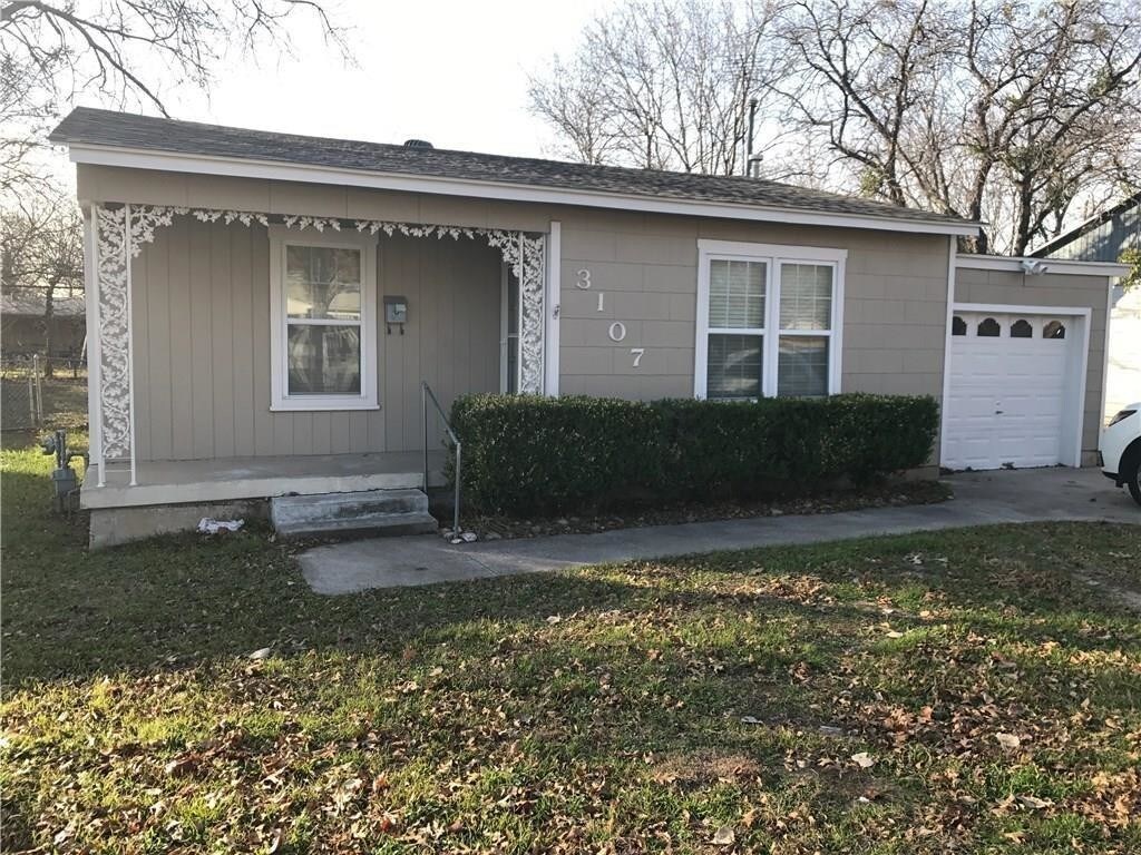 Primary Photo - 3107 Ash Park Dr