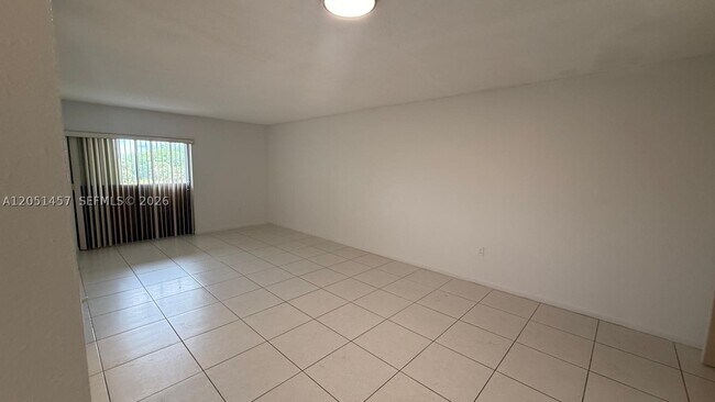Foto del edificio - 17530 NW 68th Ave