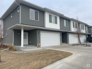 Building Photo - 3315 Pr Hts Wy