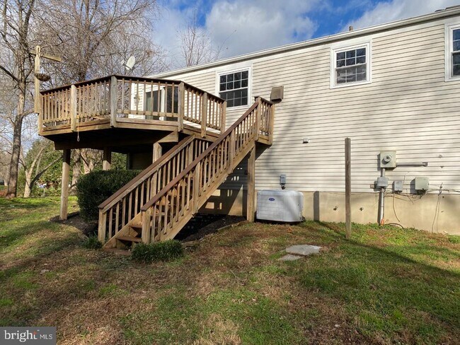 Building Photo - 10509 Cavalcade St