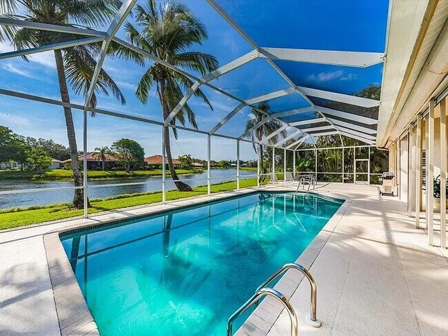 Foto del edificio - 11305 Longshore Way E