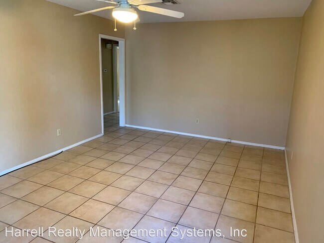 Building Photo - 2 br, 1 bath House - 715 Rambler Drive