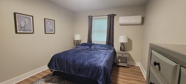 Foto del edificio - 405 Blyth Rd