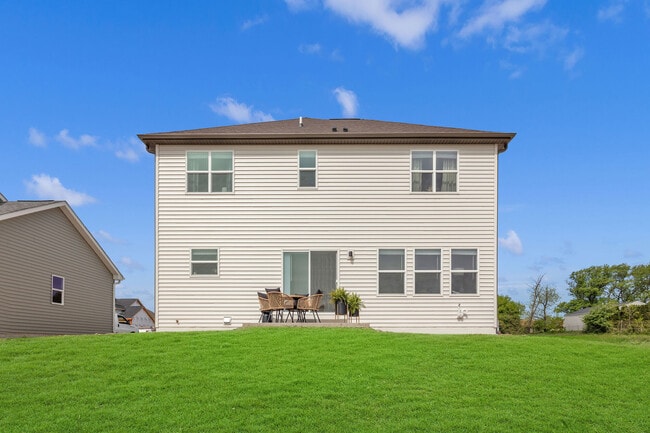 Interior Photo - Brookstone