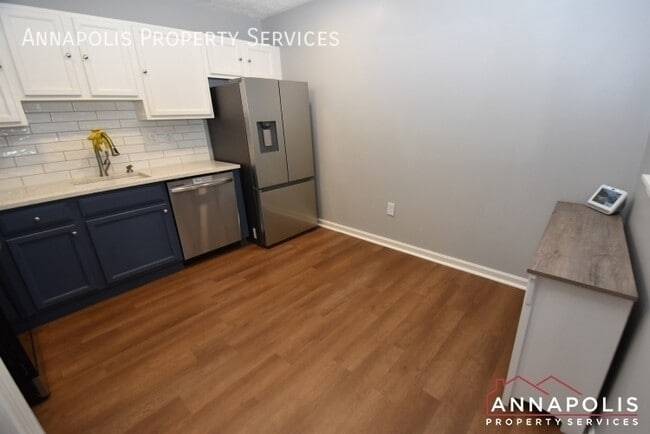 Building Photo - 8031 Brookstone Ct