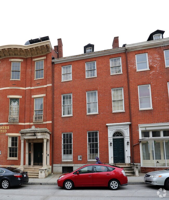 Building Photo - 11 W Mulberry St