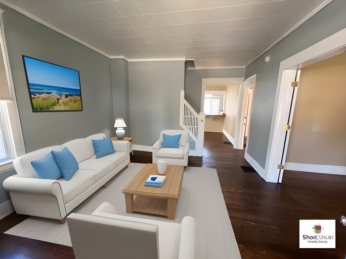 Primary Photo - 6 Bed 2 Bath Home For-Rent off Watson SW f...