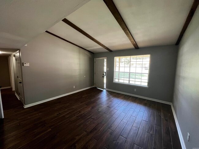 Foto del edificio - 4417 Arehart Dr