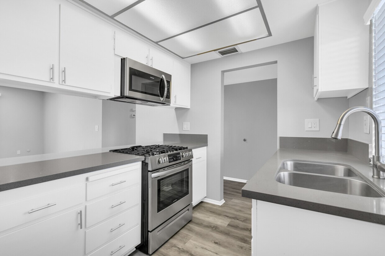 Acacia Terrace Apartments Brea Ca Apartments Com