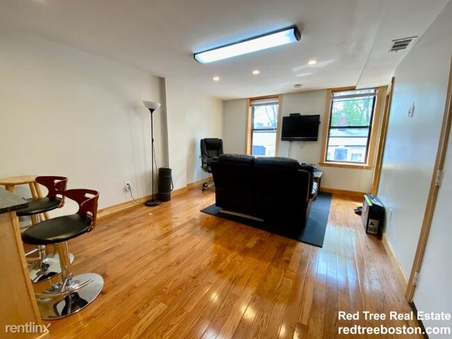 Foto del edificio - 11 Tabor Pl