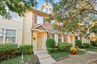 Building Photo - 2508 Durango Ridge Dr