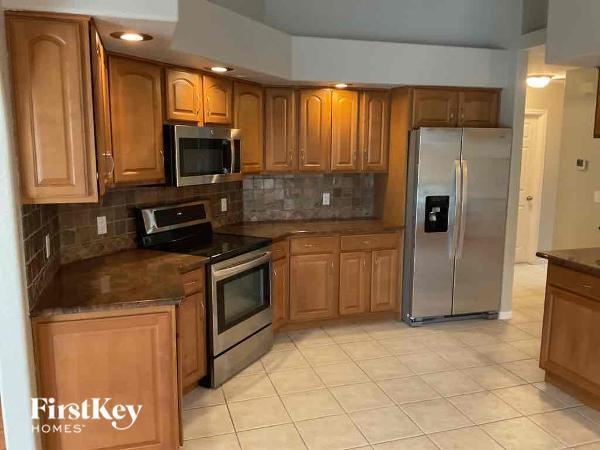 Foto del edificio - 23316 Painter Ave