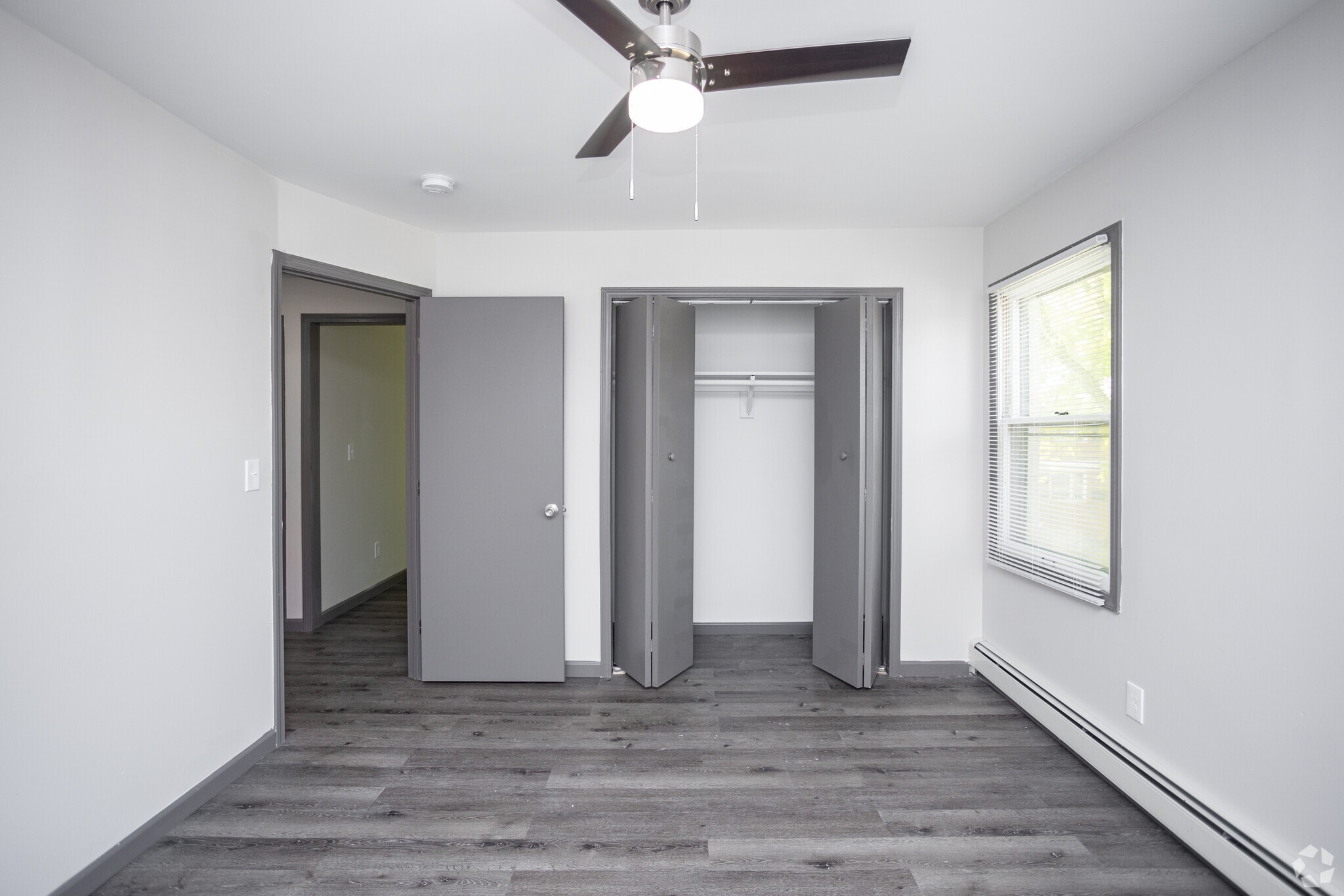 Newport Glen Apartments – photo 4